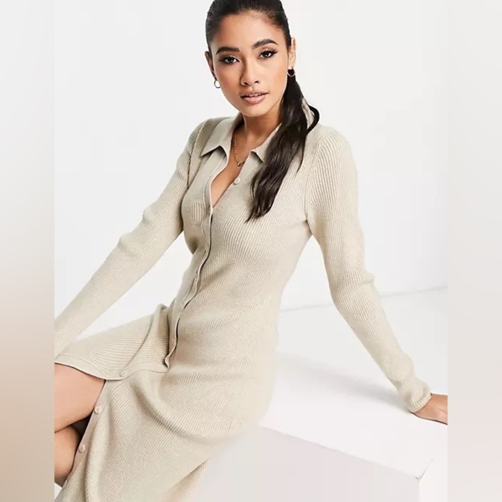 Abercrombie&Fitch Ribbed Knitted Dress in Beige